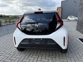 Toyota Aygo X 1.0 VVT-i 72PK S-CVT Aut. First APP CAM LM VOL! picture 8