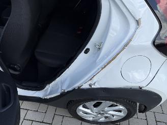 Toyota Aygo X 1.0 VVT-i 72PK S-CVT Aut. First APP CAM LM VOL! picture 34