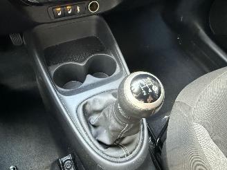 Toyota Aygo X 1.0 VVT-i 72PK MT First APP CAM LM VOL! picture 27