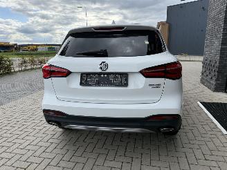 MG EHS 1.5 TGDI PHEV 190KW Aut. Luxury PANO VOL! picture 12
