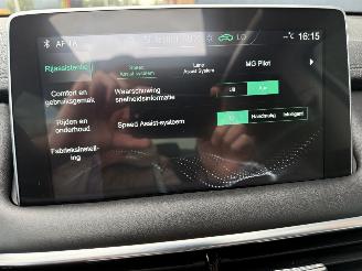 MG EHS 1.5 TGDI PHEV 190KW Aut. Luxury PANO VOL! picture 26