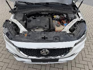 MG EHS 1.5 TGDI PHEV 190KW Aut. Luxury PANO VOL! picture 43