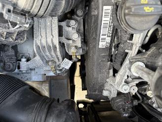 Volkswagen Crafter 2.0 TDI 177PK DSG AUT. KASTEN picture 45