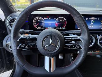 Mercedes A-klasse A200d AMG-Line 150PK 8G-DCT NIGHT PACKAGE picture 20
