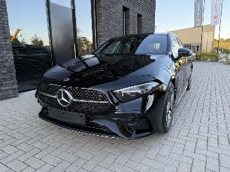 Mercedes A-klasse A200d AMG-Line 150PK 8G-DCT NIGHT PACKAGE picture 15