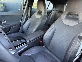 Mercedes A-klasse A200d AMG-Line 150PK 8G-DCT NIGHT PACKAGE picture 18