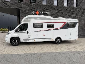 damaged campers LMC  H730 G Tourer Lift / Airco / Lengte Bedden 2023/7