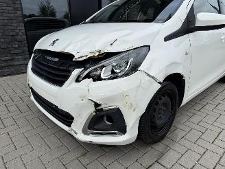 Peugeot 108 1.0 e-VTi 72PK Allure APP CAM CC ECC picture 31
