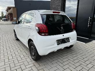 Peugeot 108 1.0 e-VTi 72PK Allure APP CAM CC ECC picture 10
