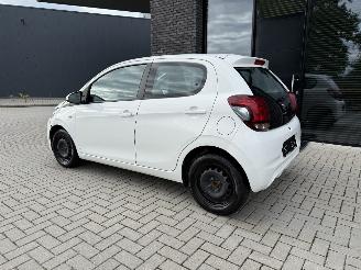 Peugeot 108 1.0 e-VTi 72PK Allure APP CAM CC ECC picture 11