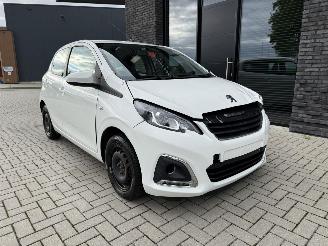 Peugeot 108 1.0 e-VTi 72PK Allure APP CAM CC ECC picture 3