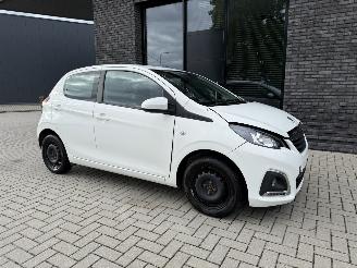 Peugeot 108 1.0 e-VTi 72PK Allure APP CAM CC ECC picture 2
