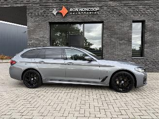 uszkodzony samochody osobowe BMW 5-serie 530e Touring 292PK Steptronic M-Sport Facelift VOL! 2022/11