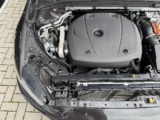 Volvo V-60 2.0 T6 AWD Recharge 253PK Aut. Ultimate Bright VOL! picture 44