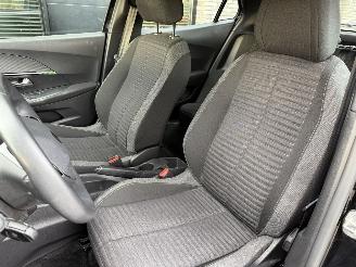 Peugeot 2008 NEW MODEL! 1.2 Turbo 101PK Active picture 18