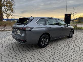 Volkswagen Passat VARIANT NEW MODEL! 1.5 eTSI 150PK DSG7 Elegance picture 10