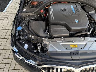 BMW 3-serie 330e Touring 292PK Steptronic M-Sport picture 44