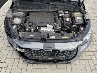 Peugeot 208 NEW MOD. 1.2 PureTech 101PK EAT8 Aut. Allure picture 40