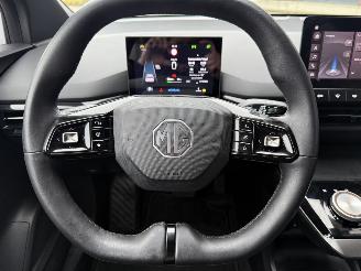 MG MG4 Electric Luxury 64kWh 204PK Aut. picture 20
