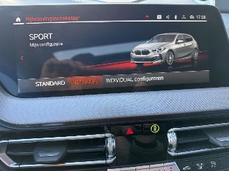 BMW 1-serie 118i 136PK Steptronic M-Sport PANO KUIP VOL! picture 28