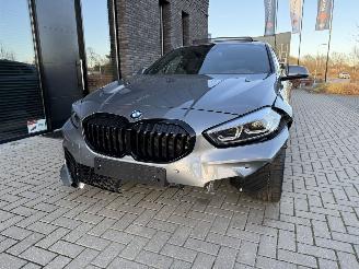 BMW 1-serie 118i 136PK Steptronic M-Sport PANO KUIP VOL! picture 15