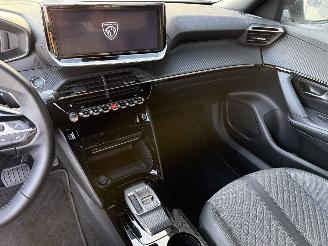 Peugeot 2008 NEW MOD. 1.2 Turbo 131PK EAT8 Aut. Allure picture 20