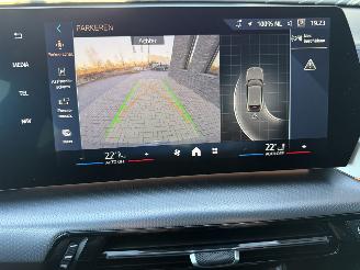 BMW iX2 eDrive20 73kWh 204PK Aut. M-Sport VOLL! picture 22