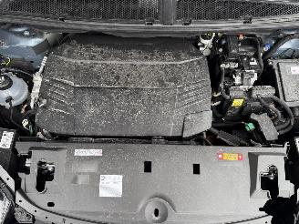 Peugeot e-5008 GT NEW MODEL! 73kWh 214PK Aut. 7-personen picture 45