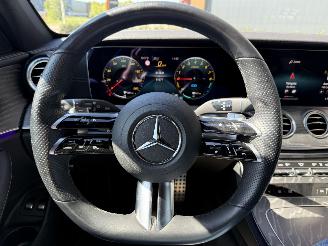 Mercedes E-klasse Estate E300e 320PK AMG PANO FULL OPTIONS! picture 22