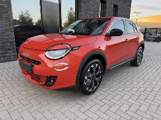 Fiat 600 E La Prima 54kWh 157PK Aut. VOL! picture 3