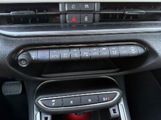 Fiat 600 E La Prima 54kWh 157PK Aut. VOL! picture 27