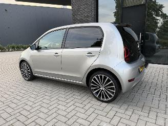 Volkswagen Up! 1.0 MPI 60PK BMT High-UP! ECC Stoelverw. Multifunc. stuur 17” VOL! picture 15