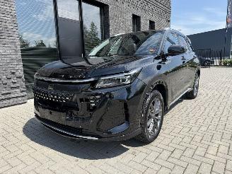 DFSK Navor E5 Luxury 1.5 PHEV 218PK Aut. 7-Personen! picture 3