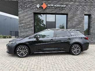 damaged passenger cars Toyota Corolla Touring Sports 1.8 Hybrid 140PK Aut. Dynamic 2024/8