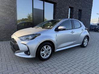 Toyota Yaris 1.5 Hybrid 116PK CVT Aut. Business picture 2