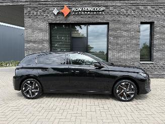 Damaged car Peugeot 308 1.6 Hybrid PHEV 180PK EAT8 Allure 2022/2