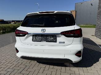 MG MG5 Electric Long Range 61kWh 157PK Aut. Luxury picture 12