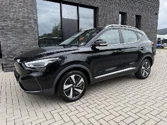 MG ZS EV Long Range 70kWh 157PK Aut. Luxury picture 2
