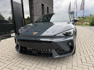 Cupra Leon ST NEW! 1.5 eTSI 150PK DSG7 picture 4