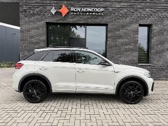 Damaged car Volkswagen T-Roc 1.5 TSI 150PK DSG7 R-Line Black Ed. PANO! 2025/11
