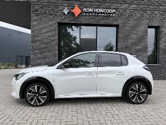 Schadeauto Peugeot e-208 GT 50kWh 136PK Aut. 2021/11