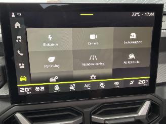 Dacia Bigster 1.8 Hybrid 155 Aut. Limited Edition PANO VOL! picture 27