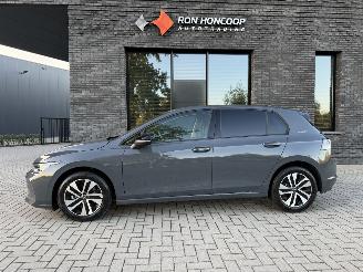 Vaurioauto  passenger cars Volkswagen Golf NEW! 1.5 eTSI 150PK DSG7 Energy 2026/6