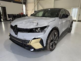 Renault Mégane E-Tech EV60 Optimum Charge 220 ICONIC FULL OPTIONS! picture 10