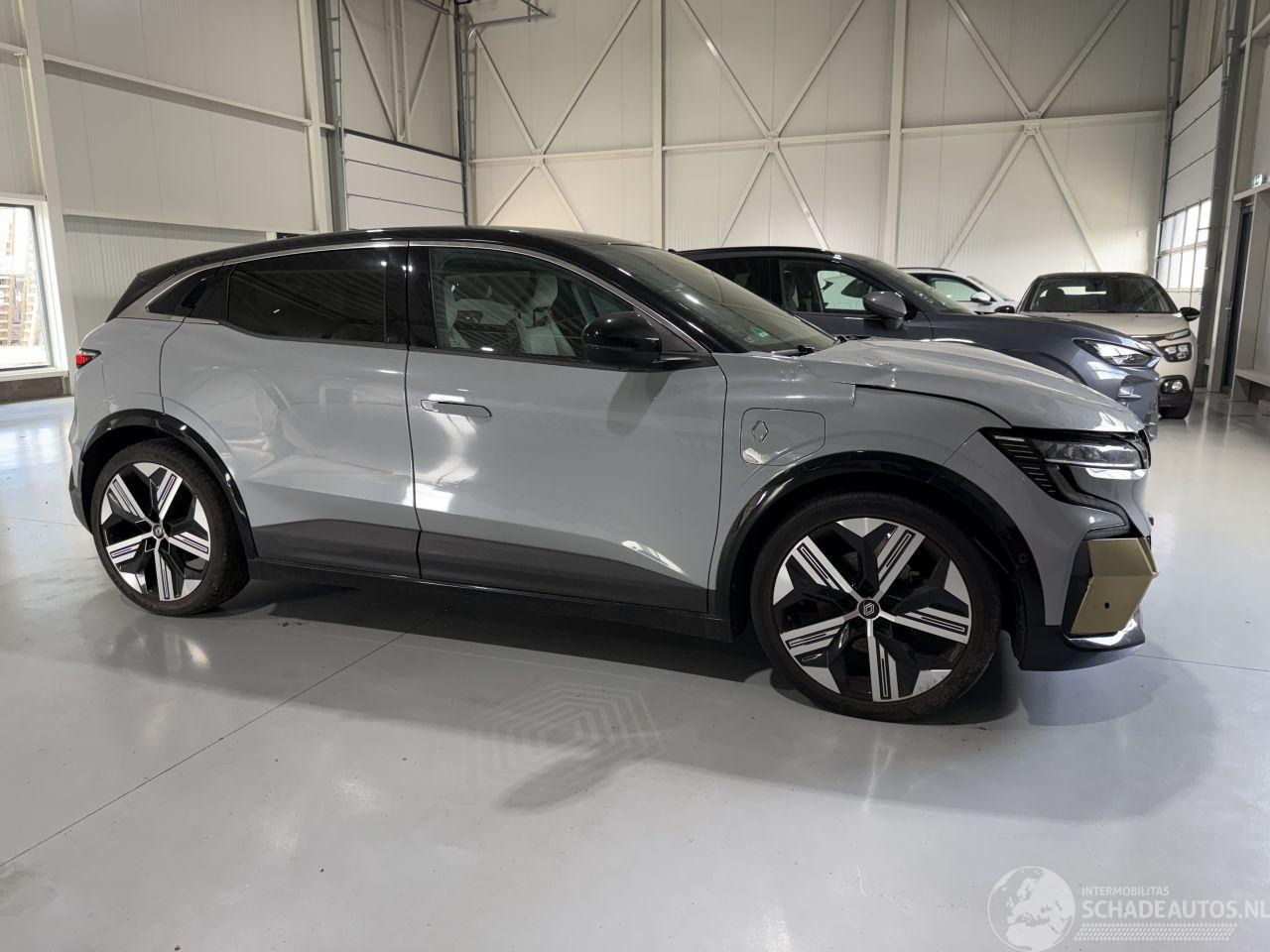 Renault Mégane E-Tech EV60 Optimum Charge 220 ICONIC FULL OPTIONS!