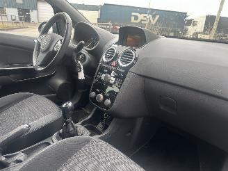 Opel Corsa 5 deurs Airco! NAP! Minimale schade picture 10