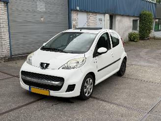 skadebil auto Peugeot 107 1.0-12 V XS 5 deurs Airco! Opendak 2011/7
