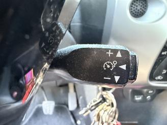 Citroën C1 5-deurs airco rijdende auto picture 14