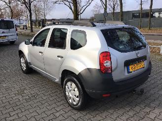 Dacia Duster 1.6 ambiance 2wd  met lichte schade picture 6