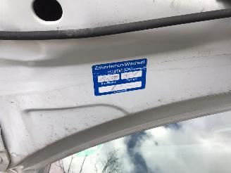 Renault Clio 1.5 DCI ecoleader life met zeer lichte schade picture 14